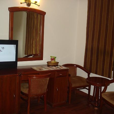 J'S Inn New Delhi Eksteriør billede